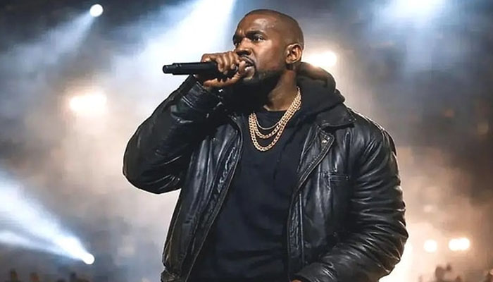 Kanye West Draws Record Crowd of 118,000 in Istanbul